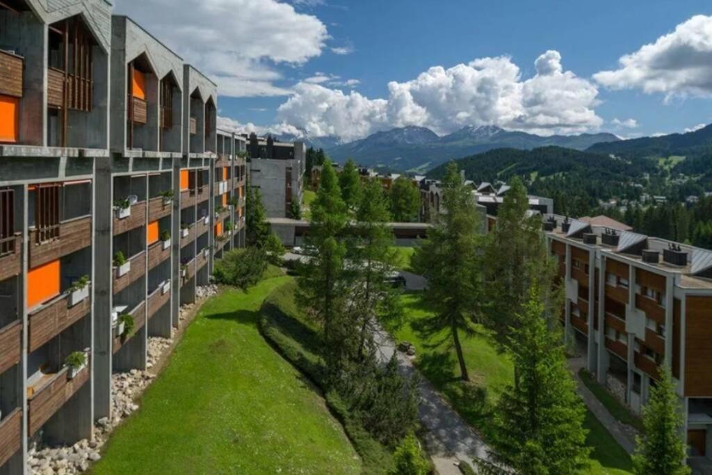 Charmante Chalet-Wohnung Im Ski-/ Wanderparadies Lenzerheide Exterior photo